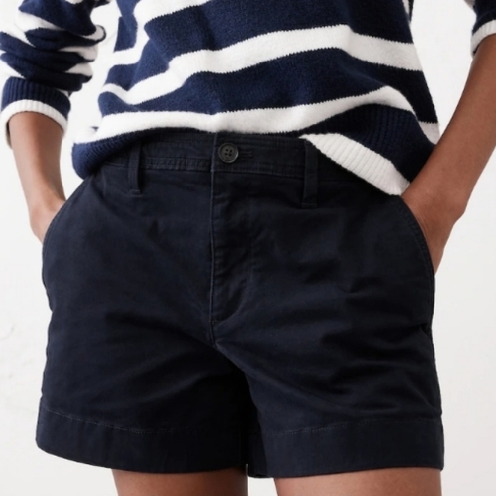 Banana Republic City Chino Shorts Size 4 - Picture 2 of 6